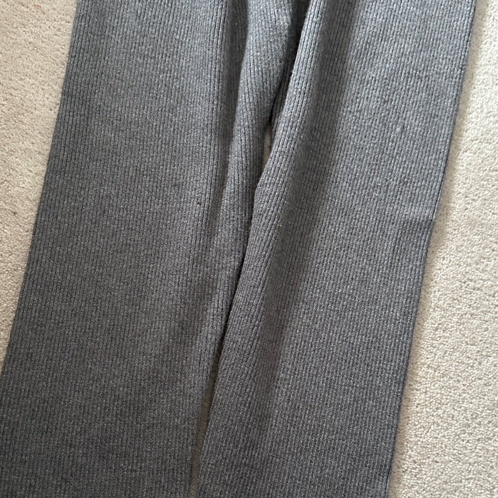 Zara Gray Ribbed Pants! - Picture 6 of 7